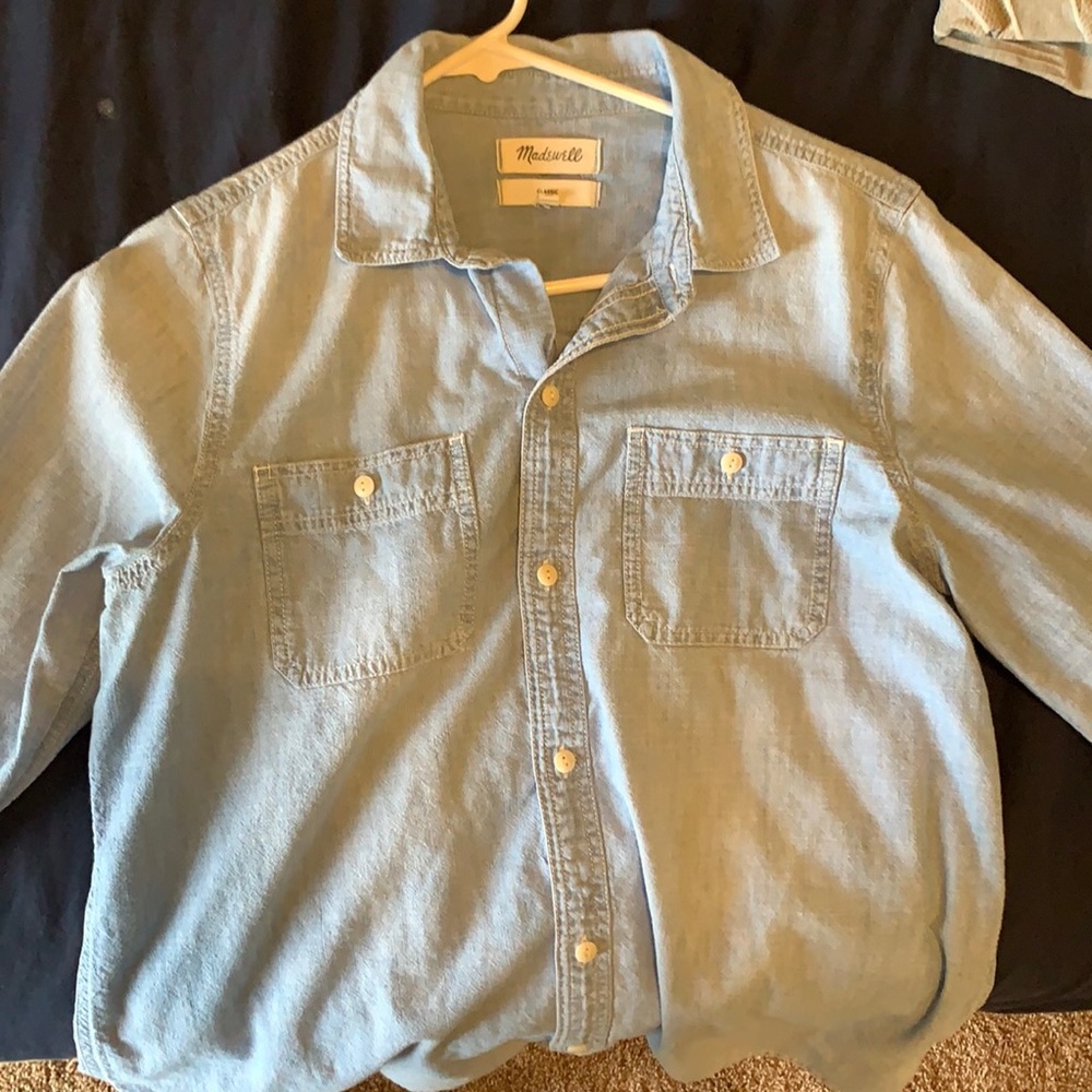 Madewell Classic Denim Shirt: Large